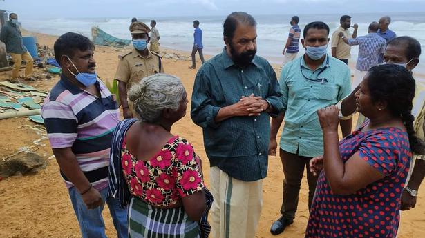 Sivankutty pledges support to sea erosion-hit families