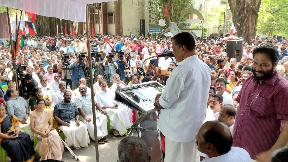 Wayanad landslides: LDF workers in Kerala lay siege to Raj Bhavan, Central govt facilities in protest against denial of aid