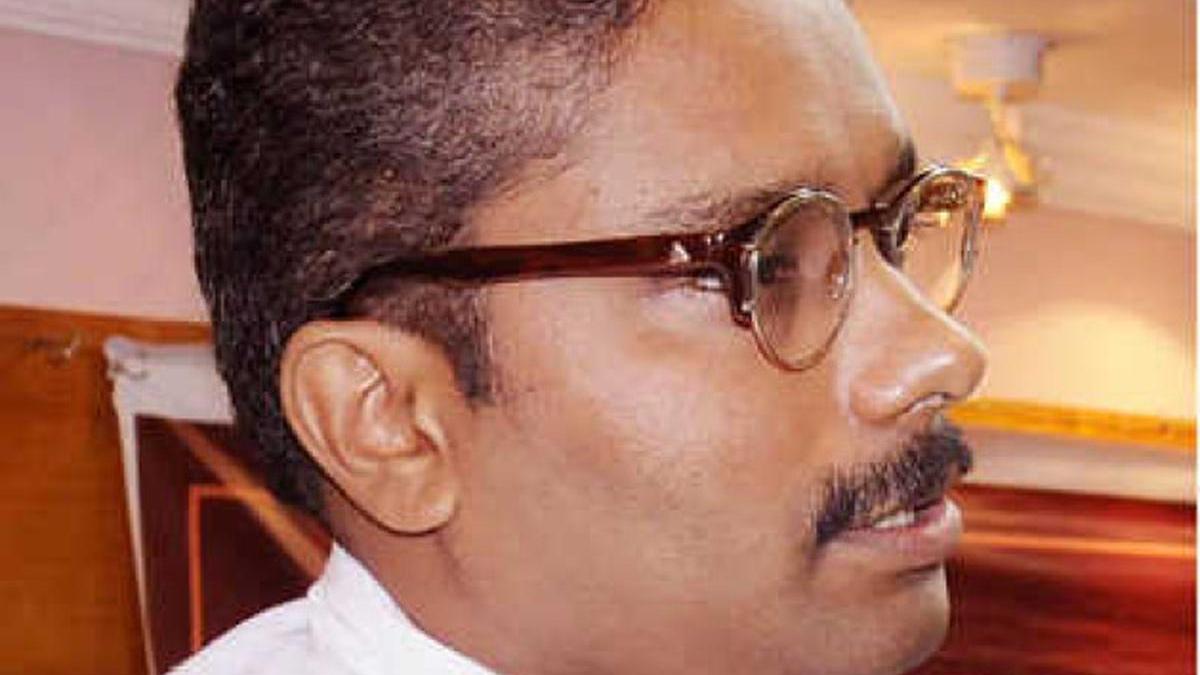 CAT directs Kerala govt to allow IAS officer B. Ashok to continue in present post, stays deputation to LSGD