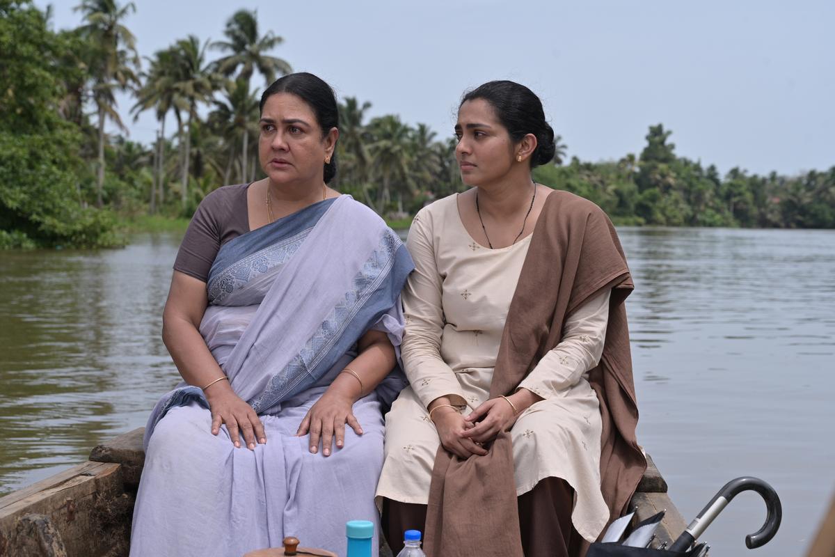 Urvashi and Parvathy in ‘Ullozhukku’