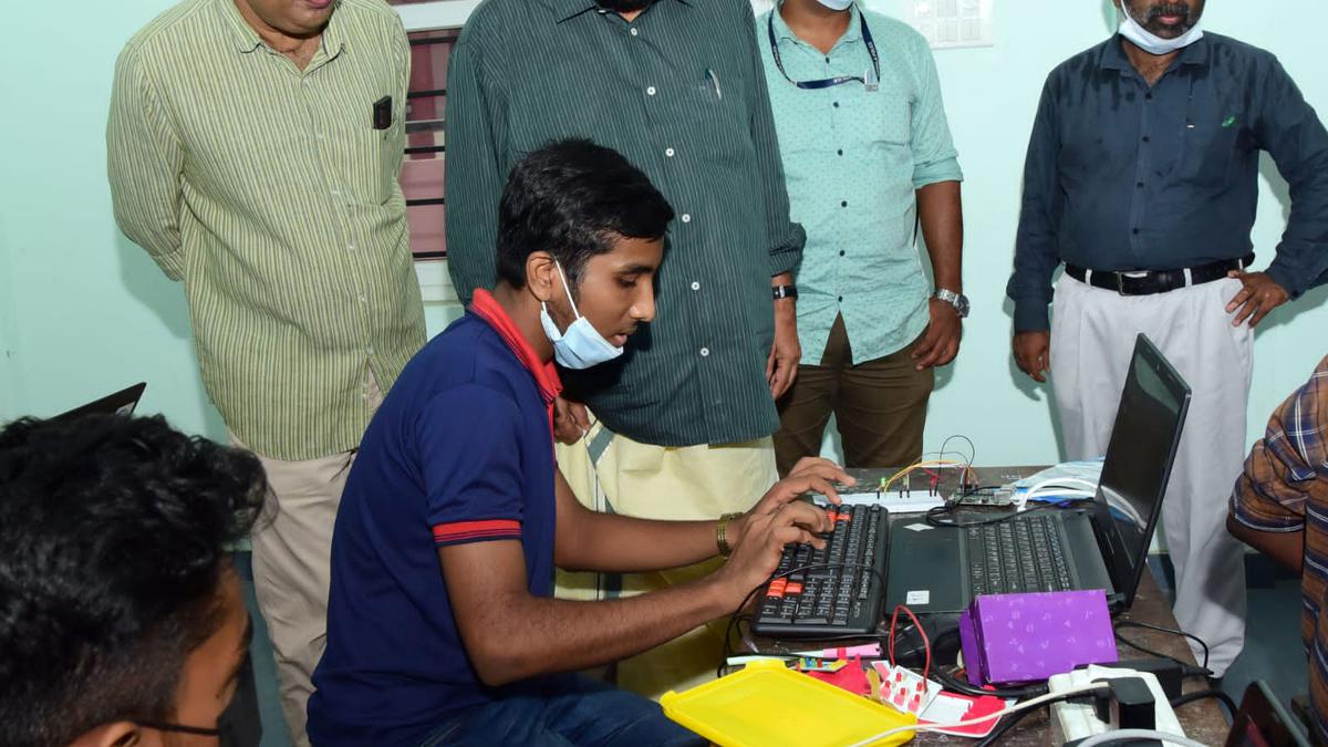 9,000 robotics kits for 2,000 high schools: Sivankutty