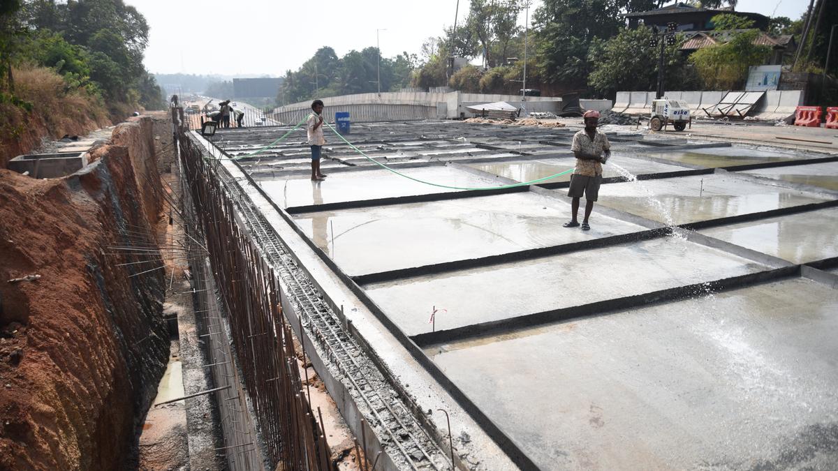 Vengeri overpass nearing completion