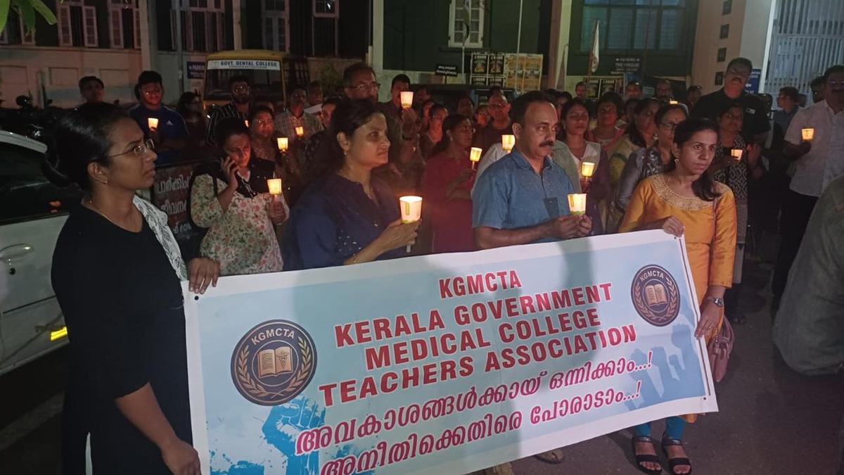 KGMCTA holds candlelight protests across all medical colleges