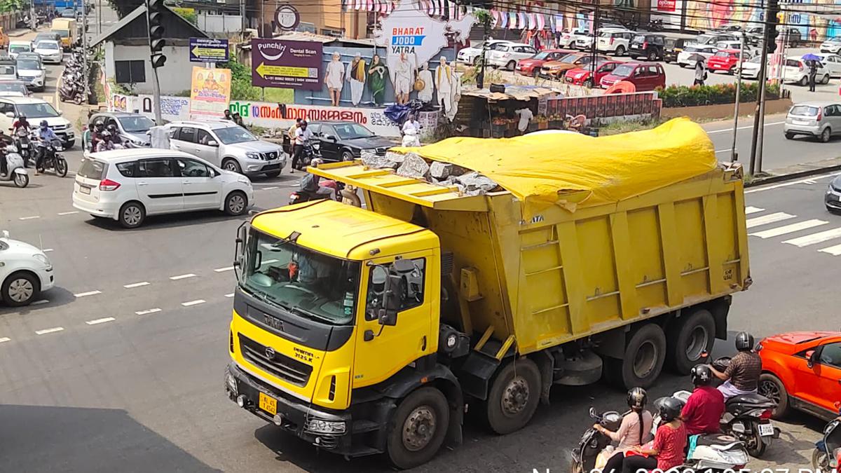 Crackdown on overloaded goods carriers to be intensified - The Hindu