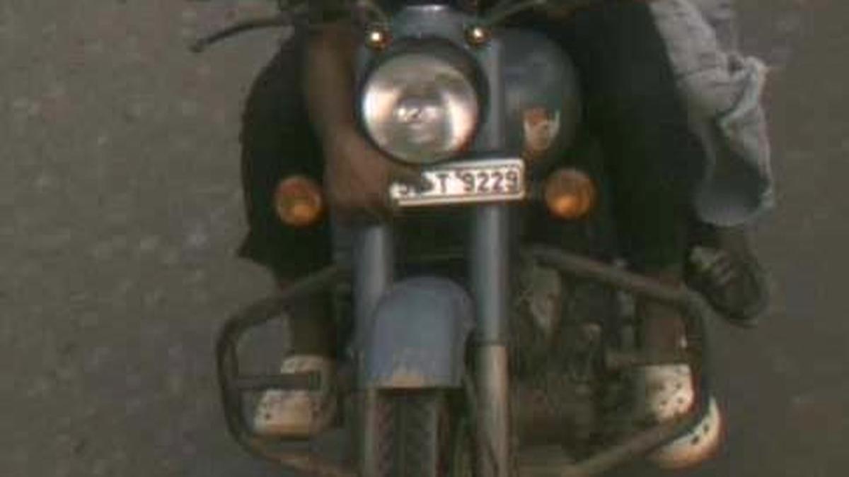 Crackdown on riders who covered number plates in front of AI cameras in Kozhikode