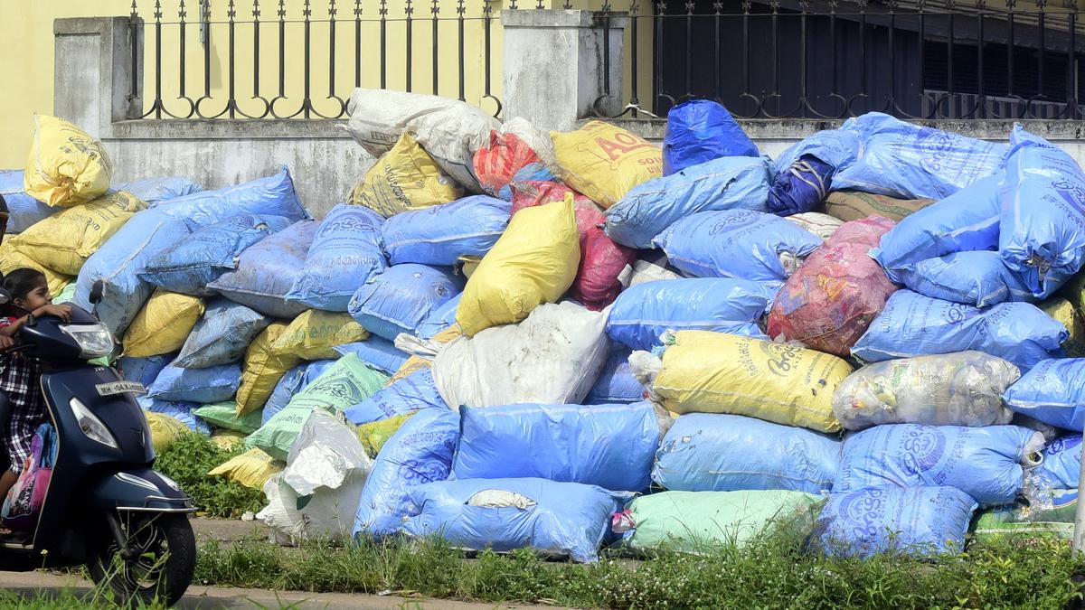 Scarcity of collection space troubles Kozhikode Corporation