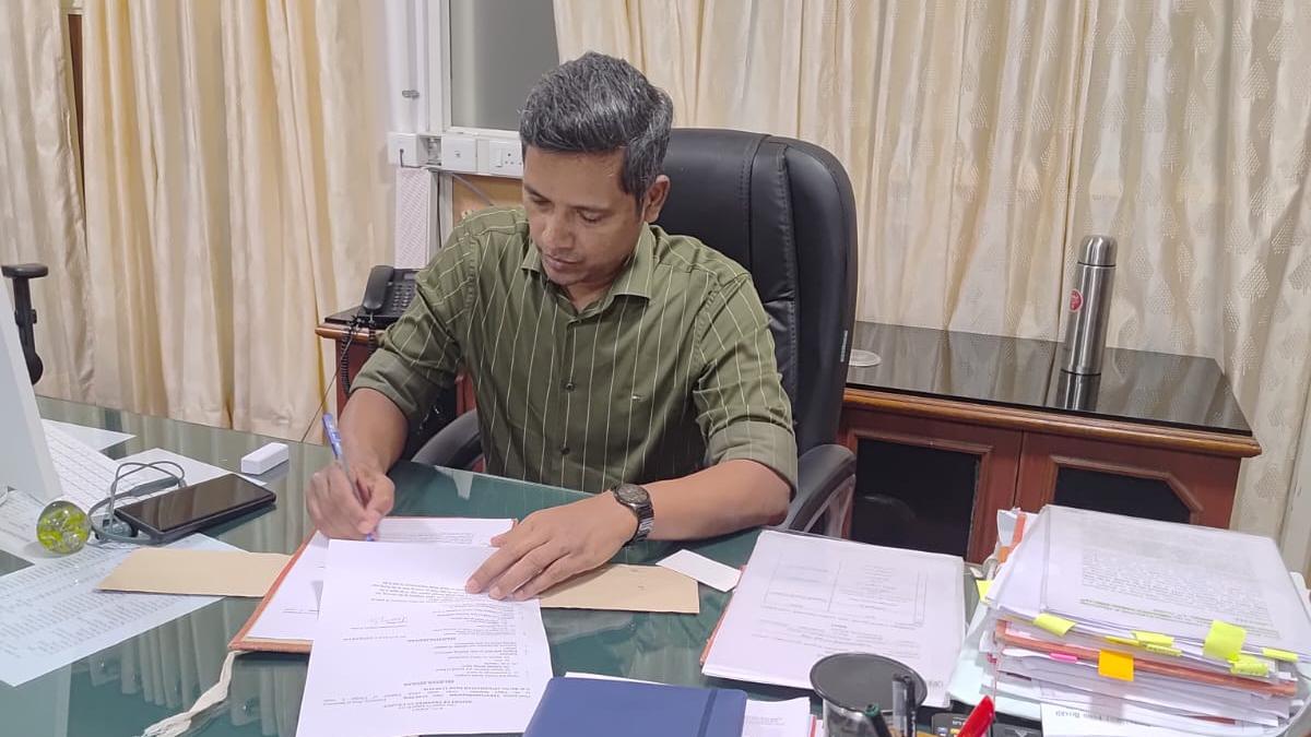 Former Kerala Chief Electoral Officer Rathan U. Kelkar takes charge as Secretary to Chief Minister