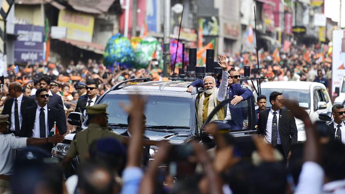 PM Modi flags off four new trains in Kerala, launches SVANidhi Credit Card