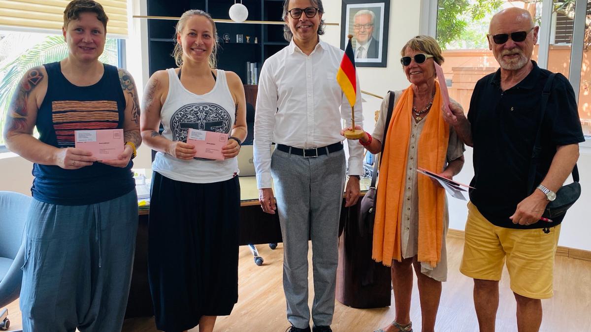 German elections: German nationals cast postal votes in Thiruvananthapuram