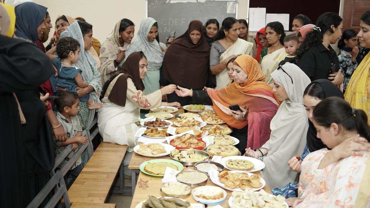 Kashmiri girls bring sea-wonder, chef-day magic to Vallikkunnu fisheries school in Kerala