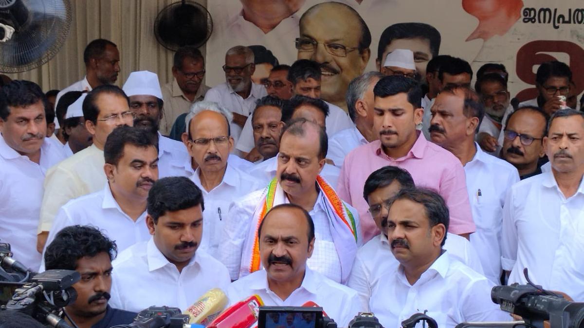 UDF MLAs stage hunger strike demanding construction of Kanjipura-Moodal ...