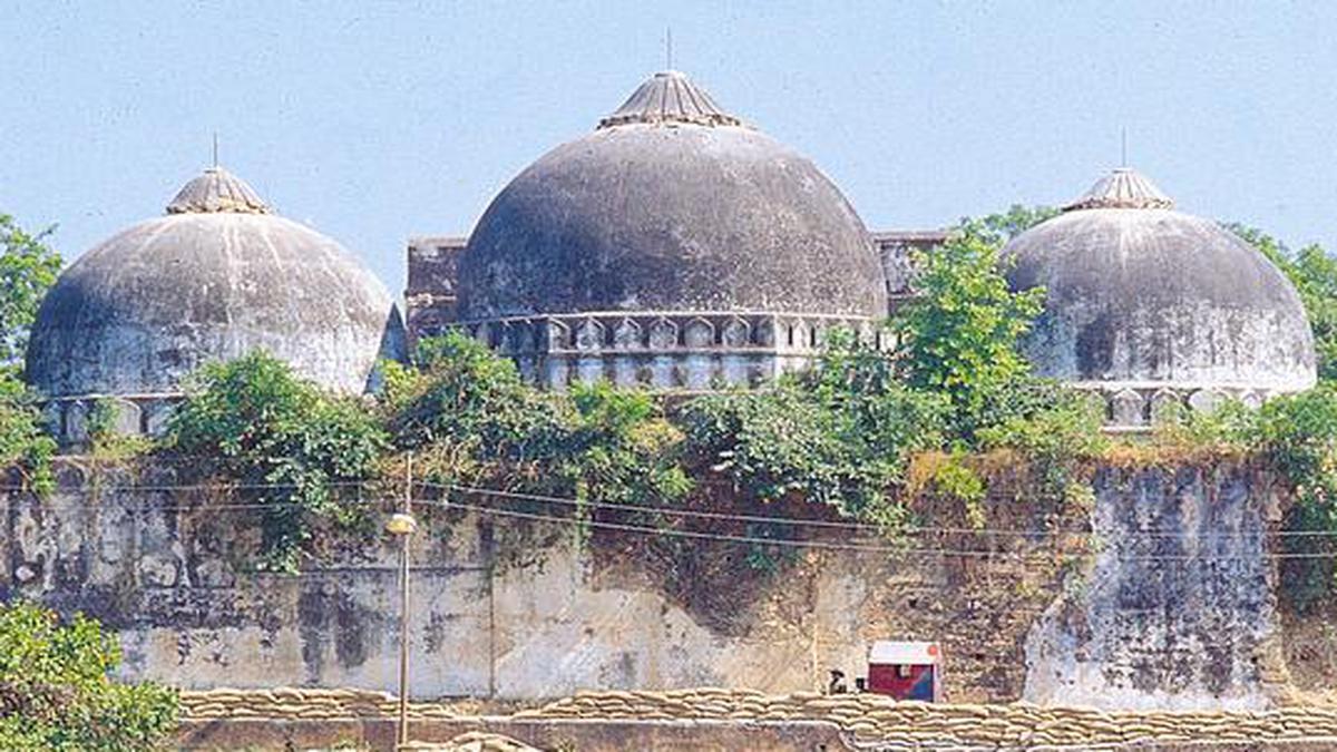 Hindu outfits celebrate demolition of Babri Masjid; AIMIM observes black day