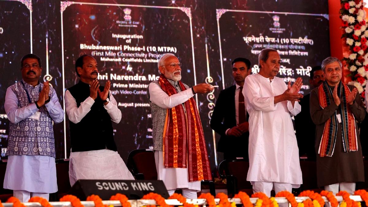 The nation never forgets the people who have devoted their lives to its service: PM Modi