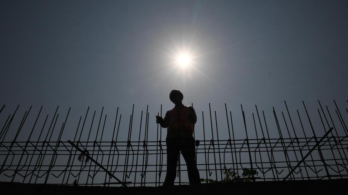 Summer heat and oil shock raise concerns for India’s energy demand