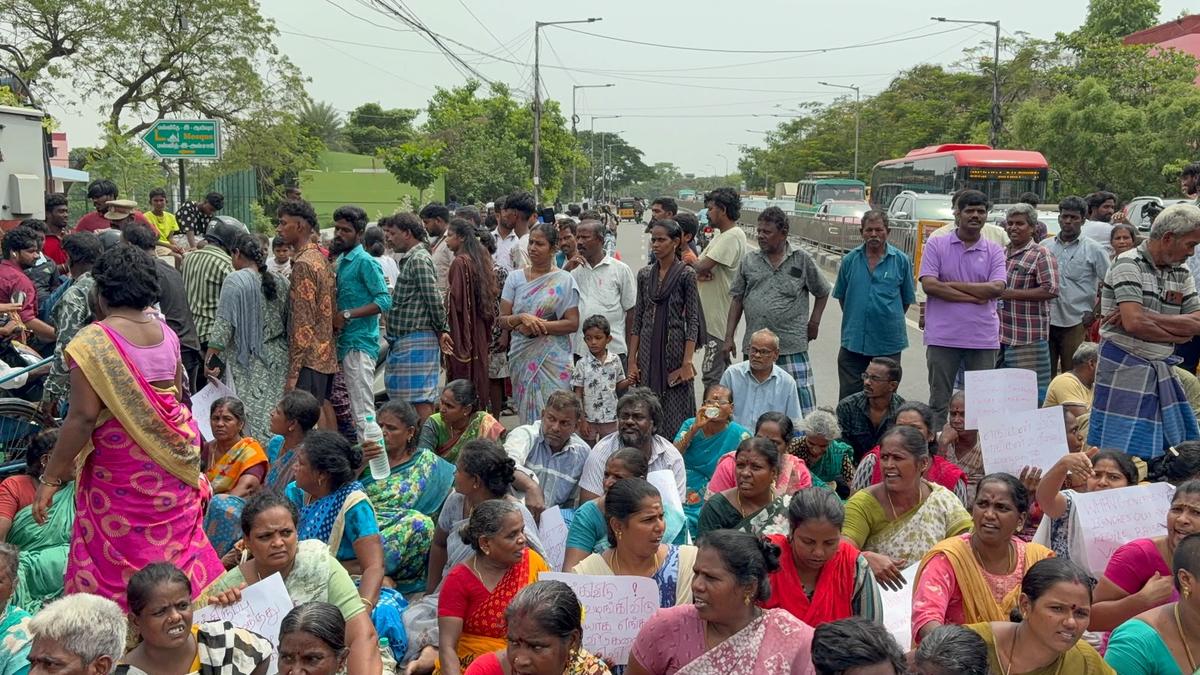 Protest breaks out over alleged irregularities in flat allotment