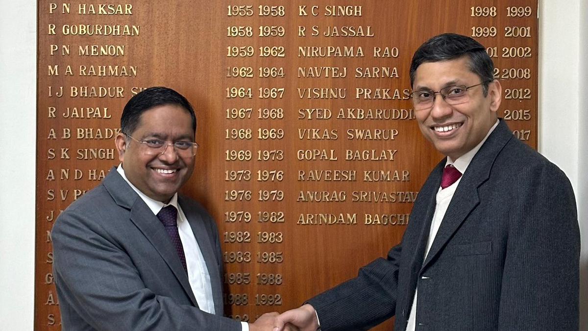 Randhir Jaiswal takes over as MEA spokesperson from Arindam Bagchi