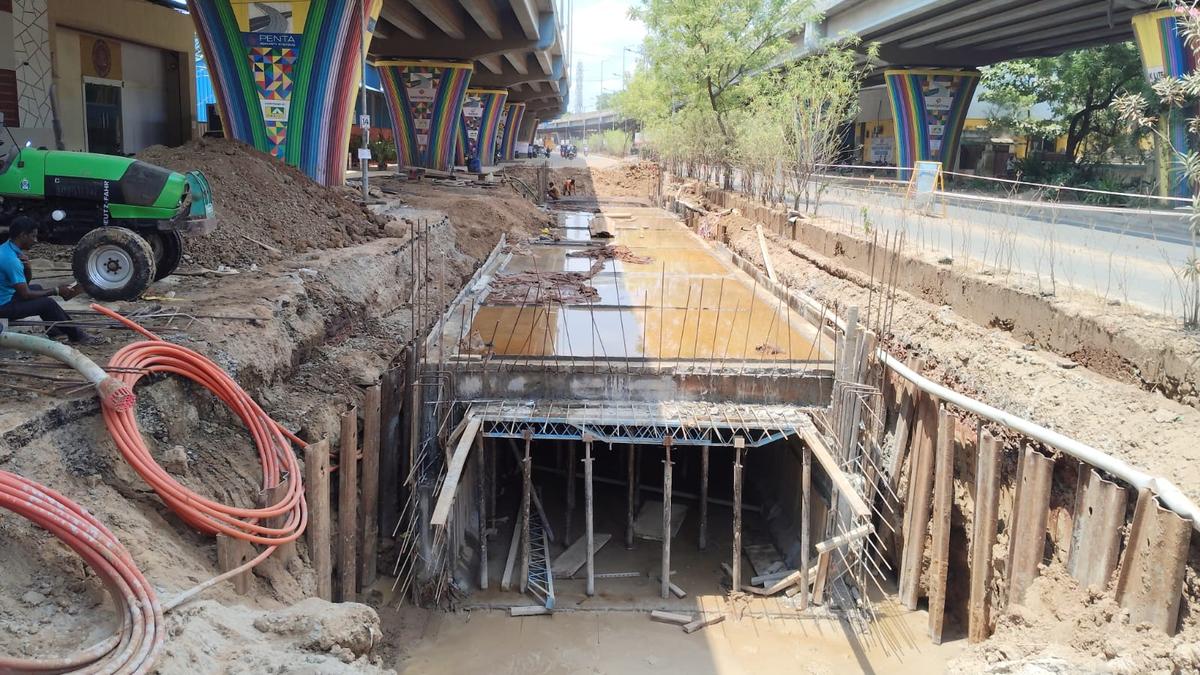 Work to build a channel to divert surplus water from  Ambattur Lake to Cooum gains momentum