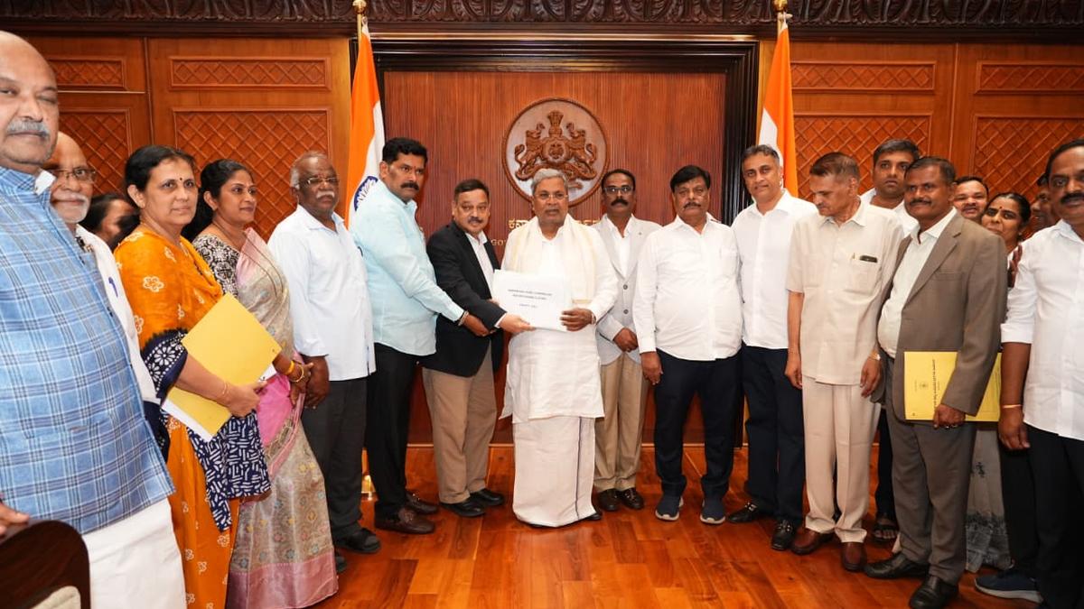 Karnataka CM Siddaramaiah receives caste survey report