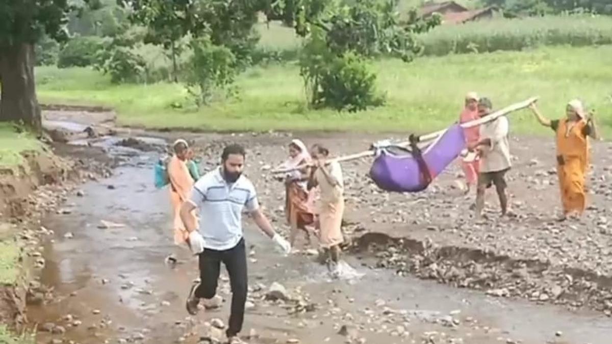 ‘Bamboo-lance’ rescues woman in labour from remote hamlet in Maharashtra’s Nandurbar  