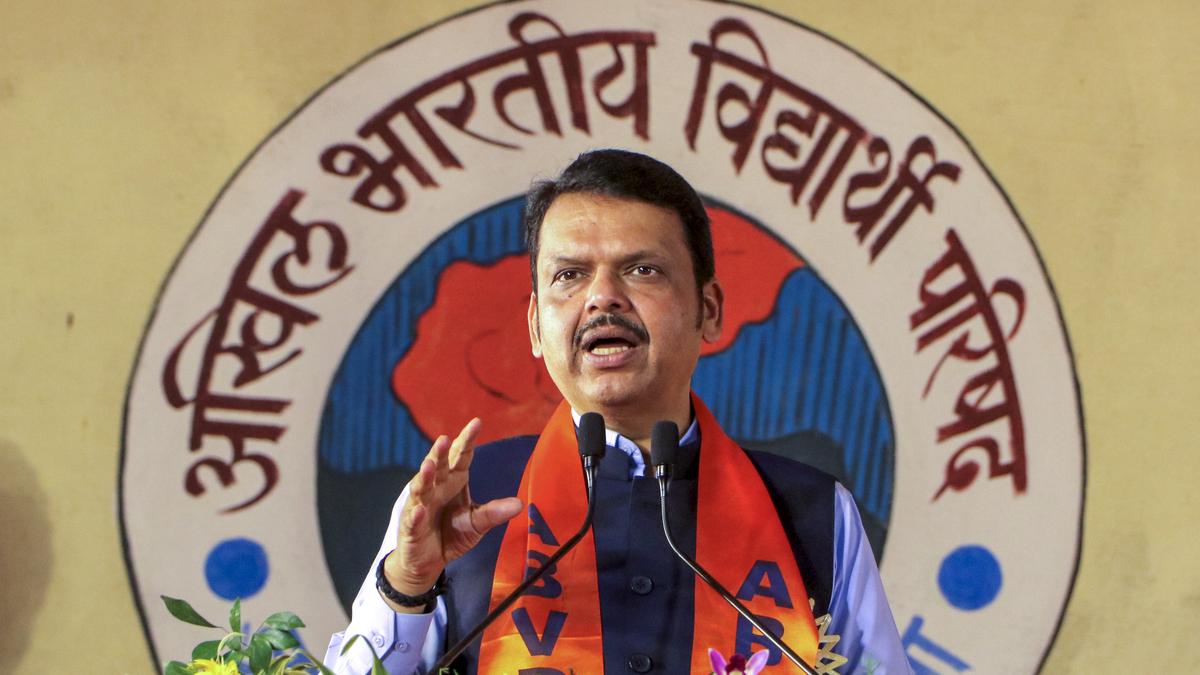 All official communication in Maharashtra to be in Marathi, errant officials to face action