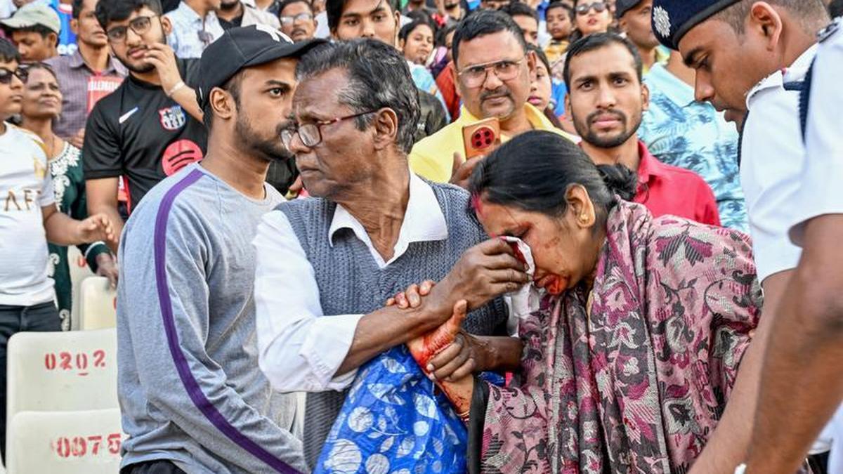 T20 World Cup England vs Italy: Woman spectator injured as ball strikes her face Kolkata T20 World Cup England vs Italy: Woman spectator injured as ball strikes her face Kolkata