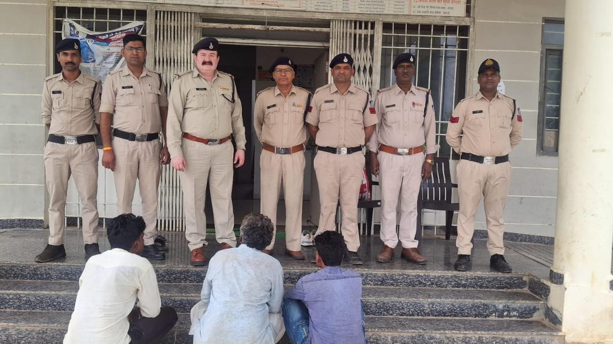 Madhya Pradesh Police arrests three for brutally assaulting two men in Sehore