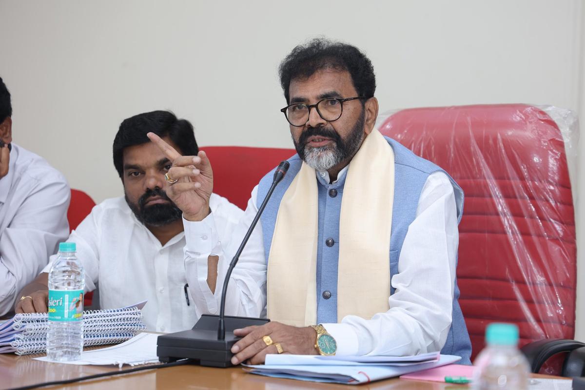 BJP holds consultations with Dalit organisations on putting up united fight  to prevent diversion of Dalit welfare funds - The Hindu