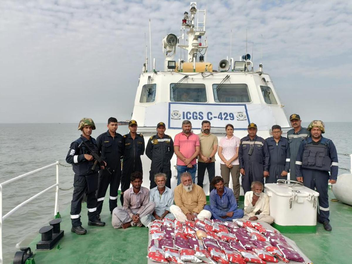 The Indian Coast Guard and ATS teams intercepted Pakistani boat Al Sakar with 6 crew members aboard and seized 50 kg of heroin close to International Maritime Boundary Line (IMBL), off the Gujarat coast. 