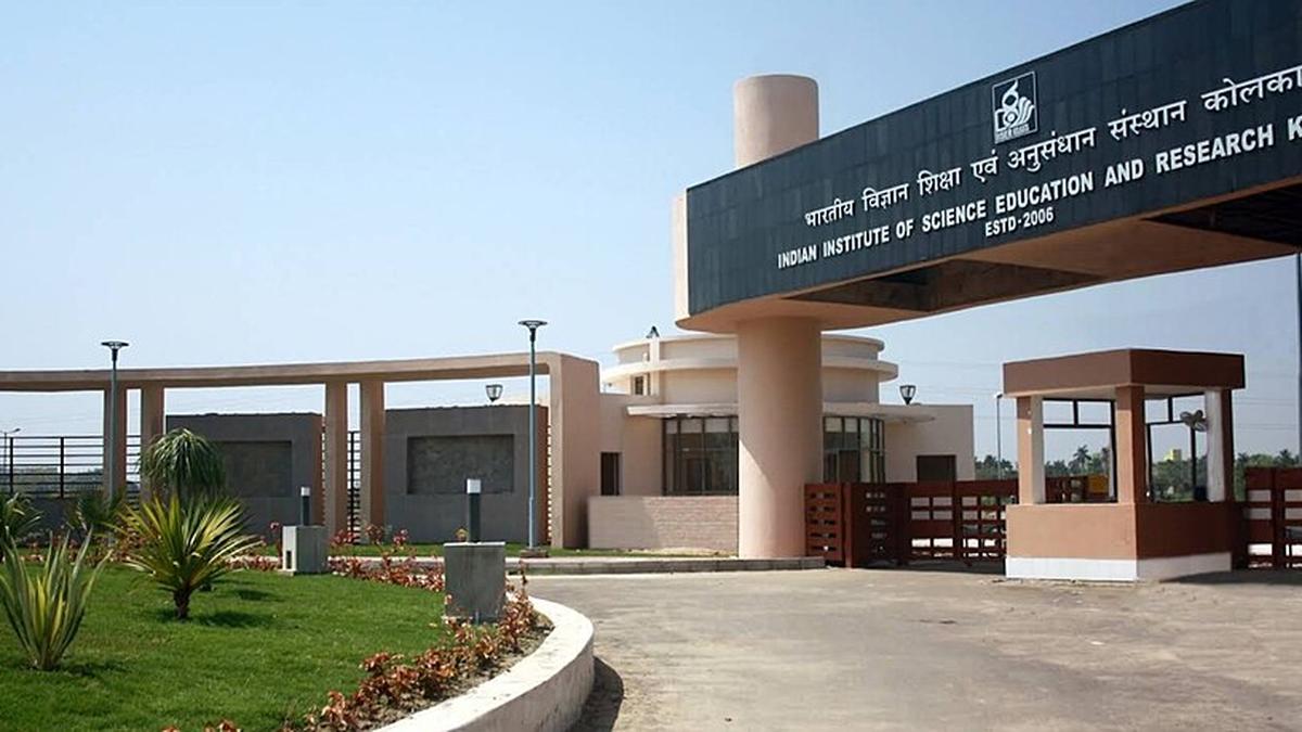 https://th-i.thgim.com/public/news/national/nmaqzn/article69916489.ece/alternates/LANDSCAPE_1200/IISER_Kolkata_Entrance.jpg