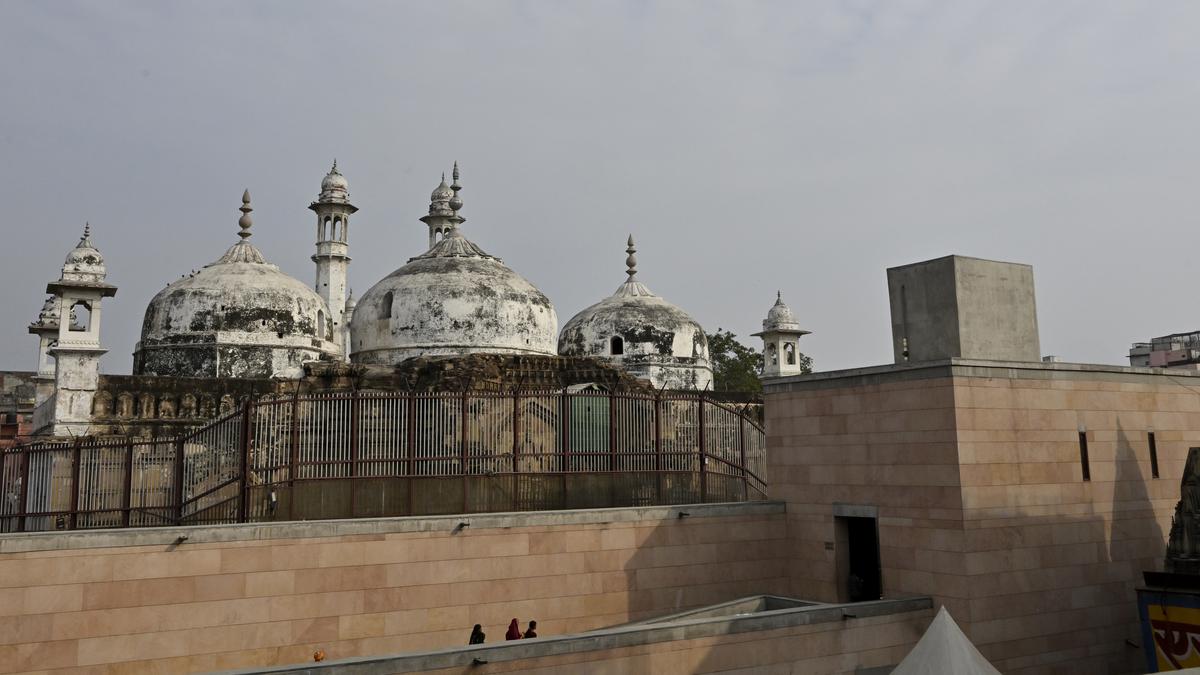 Gyanvapi Mosque committee opposes petitions challenging validity of Places of Worship Act