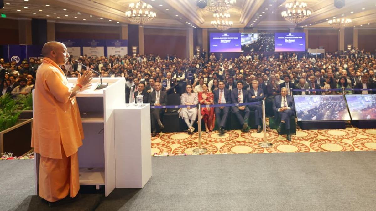 Yogi model praised at CII Summit