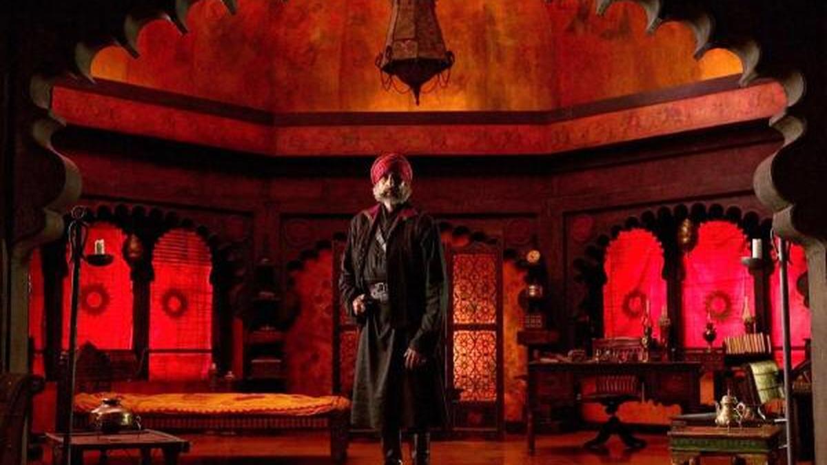 हिंदी मुख्यधारा सिनेमा की वीरतापूर्ण कहानियों में असंतुलन को उजागर करना हिंदी मुख्यधारा सिनेमा की वीरतापूर्ण कहानियों में असंतुलन को उजागर करना