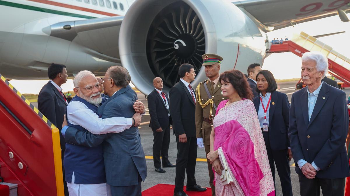 PM Modi arrives in Mauritius on two-day State Visit, receives ceremonial welcome