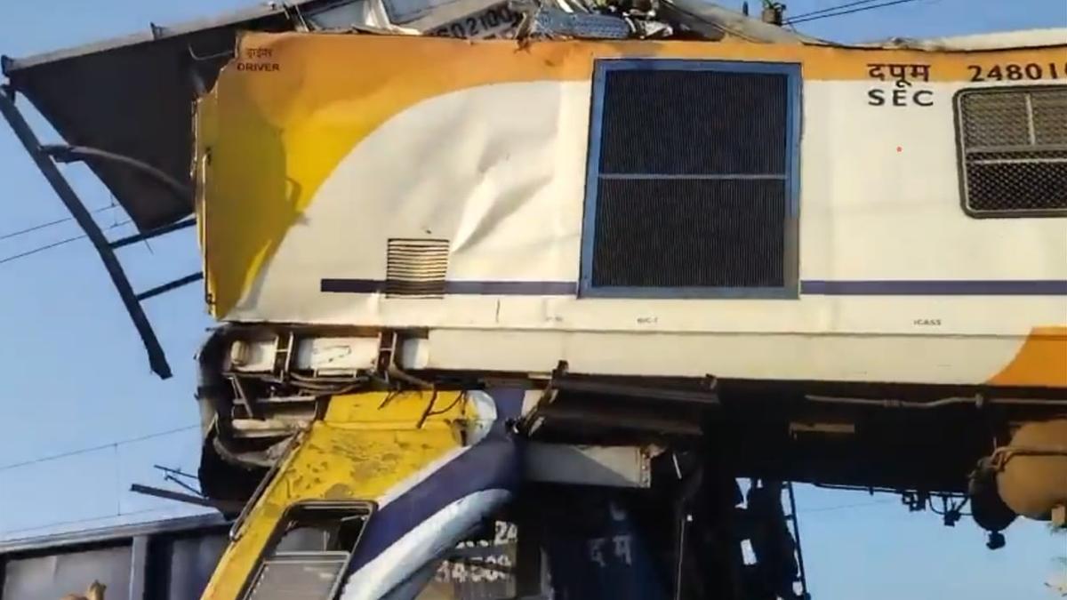 Several people feared dead in train accident in Bilaspur, Chhattisgarh