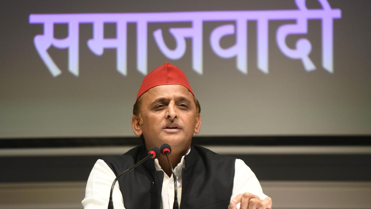 Akhilesh skips Karnataka govt. swearing-in, dashing dreams of a united Opposition in U.P.