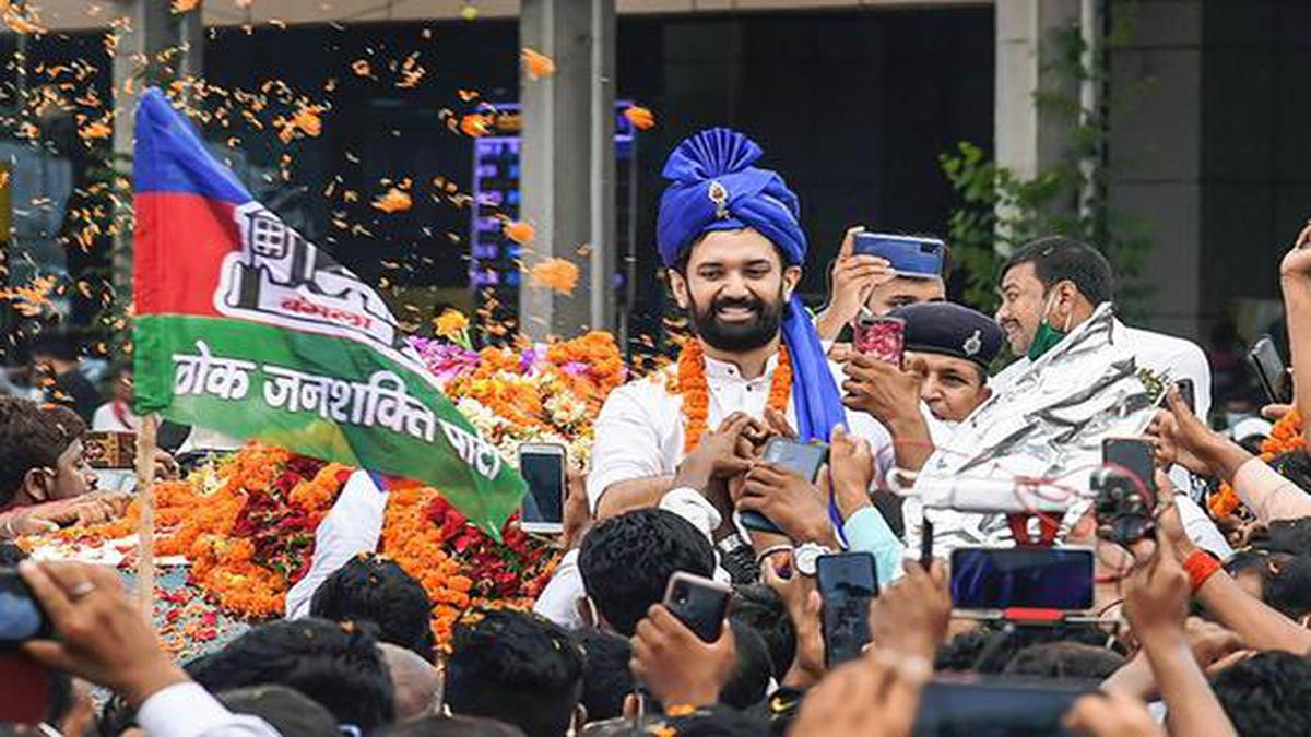 Chirag Paswan begins Aashirwad yatra, gets rousing welcome in Hajipur