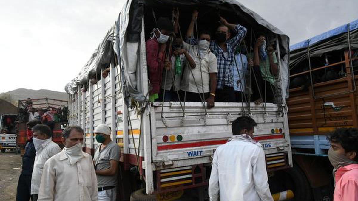 Coronavirus lockdown | Three migrant workers on way to Uttar Pradesh die on Maharashtra-Madhya Pradesh border