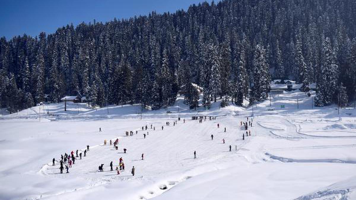 Bollywood big banners arrive in Kashmir