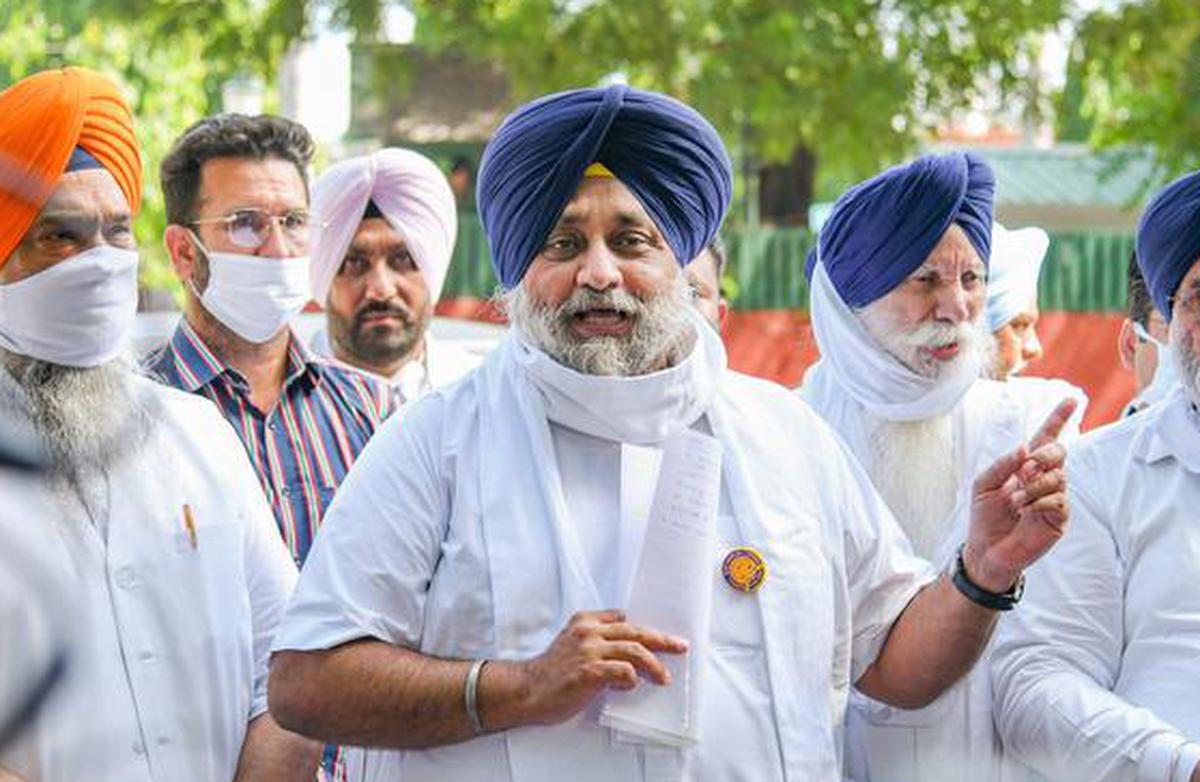 SC stays proceedings against Akali Dal chief Sukhbir Singh Badal, others in forgery case