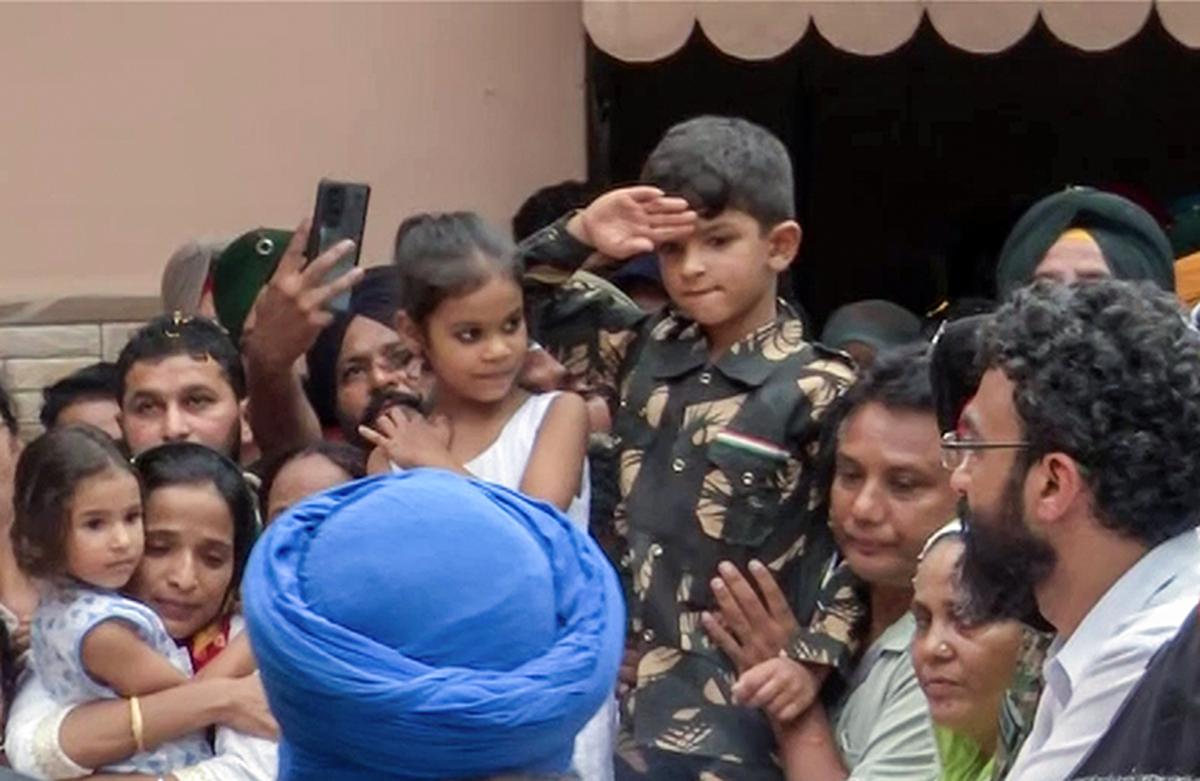 Last salute: Six-year-old son bids farewell as Col Manpreet Singh is  cremated - The Hindu