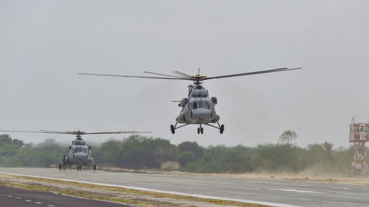 Rajnath, Gadkari inaugurate emergency landing strip for IAF planes on national highway in Barmer