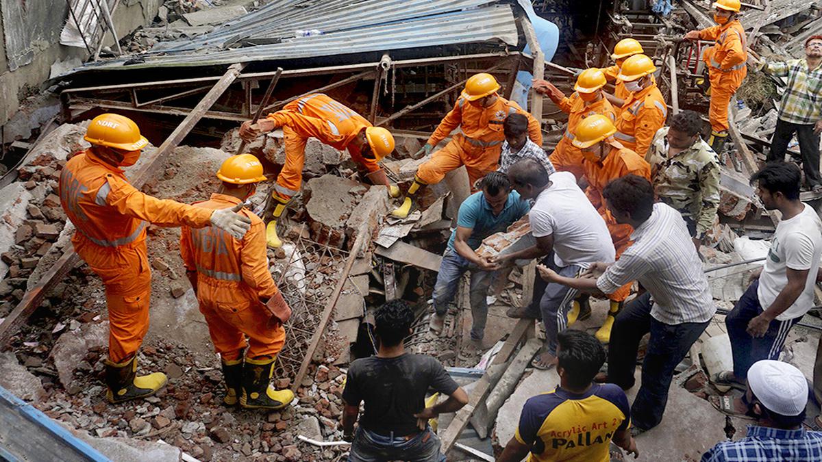 13 Die In Bhiwandi Building Collapse - The Hindu