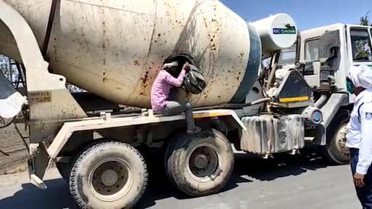 Coronavirus lockdown | Despair packs migrant workers from U.P. into a concrete mixer truck