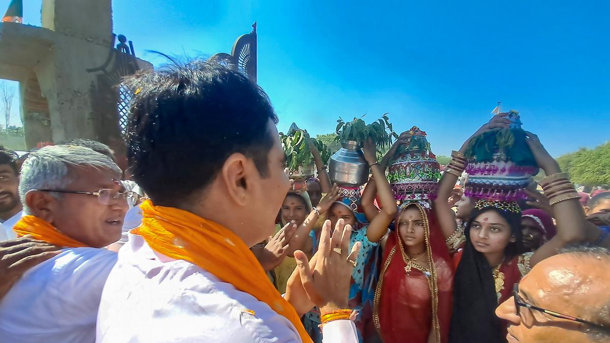 Shankar Chaudhary named Speaker, Jetha Bharwad to be Deputy Speaker in Gujarat Assembly