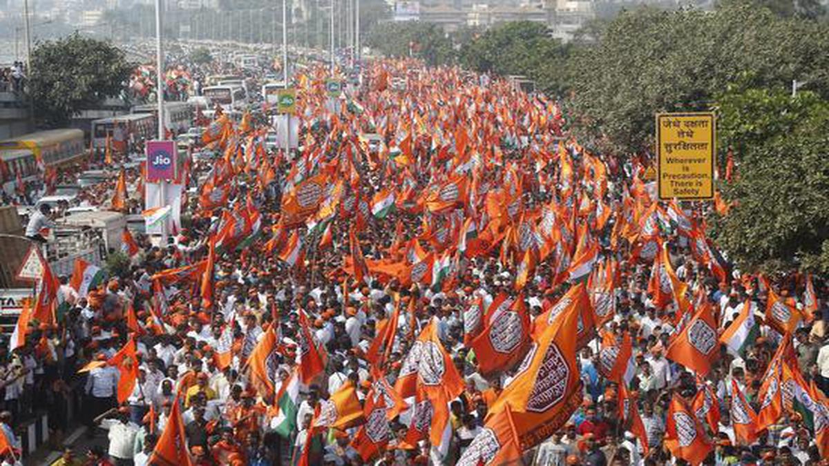 Stone for stone, sword for sword, Raj Thackeray tells anti-CAA protesters