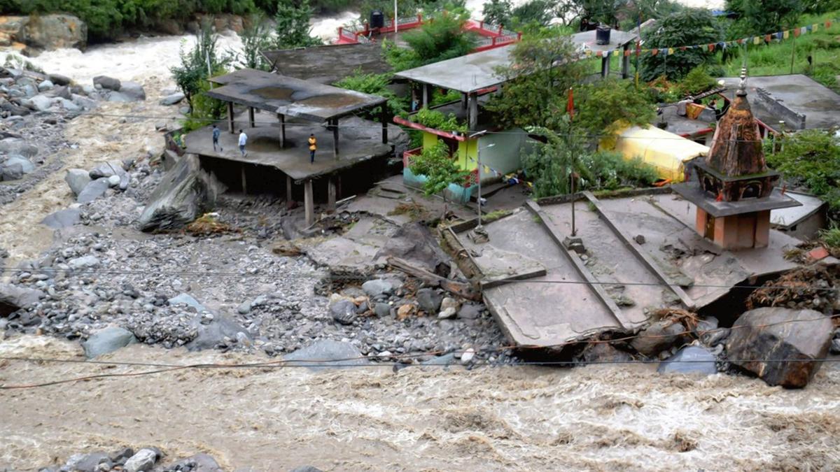 At least 9 feared dead in Himachal Pradesh flash floods