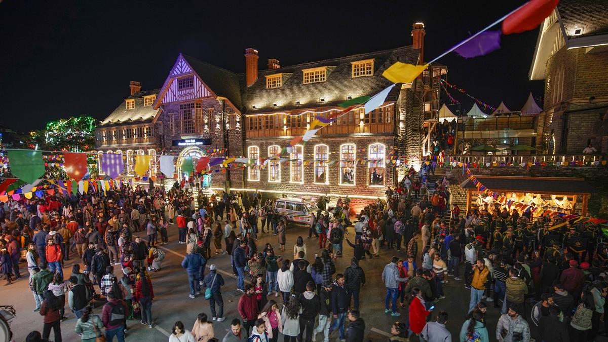 First-ever Shimla Winter Carnival begins as tourists throng Himachal Pradesh