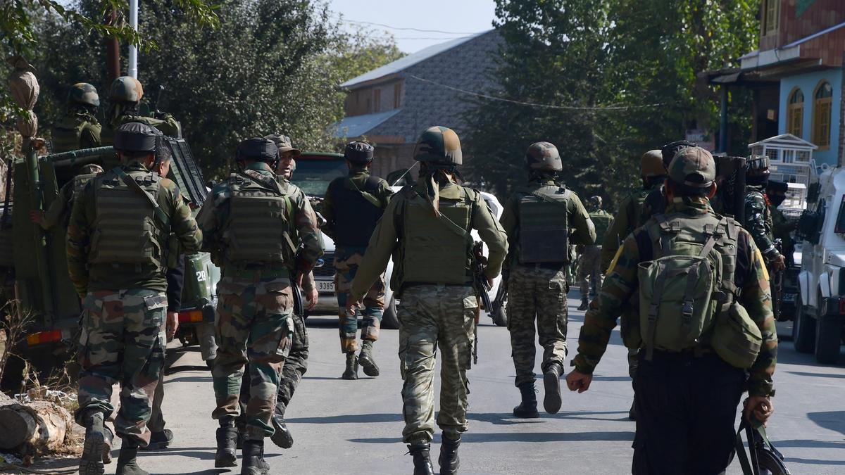 Three non-locals injured in militant attack in Shopian