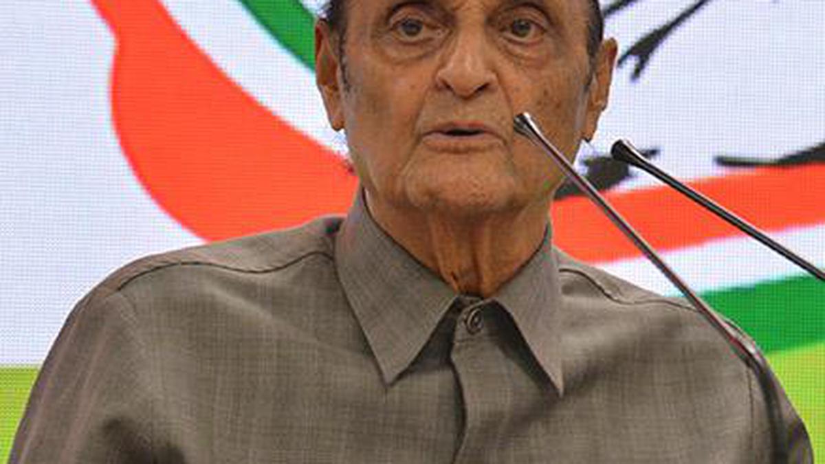 Congress's Karan Singh supports introduction of dress codes at temples