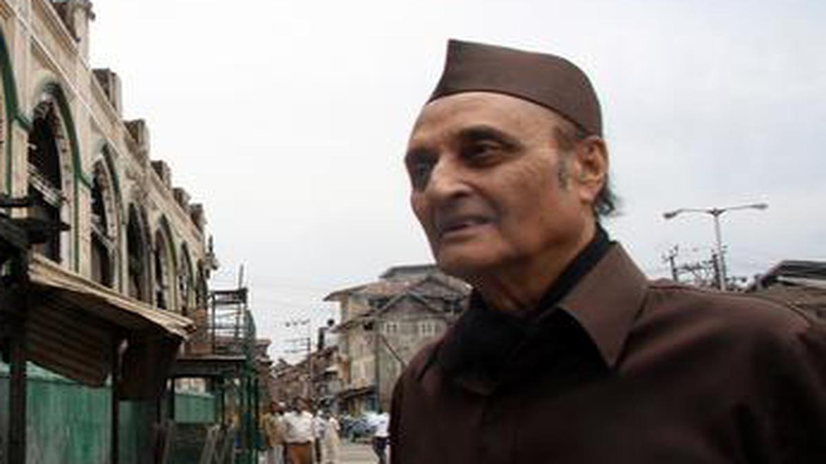 PM’s meeting with J&K leaders ‘positive’ step, says Karan Singh